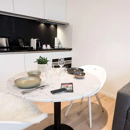 Aparthotel Premier 4*